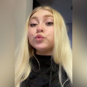 Meet your Posher, Allison